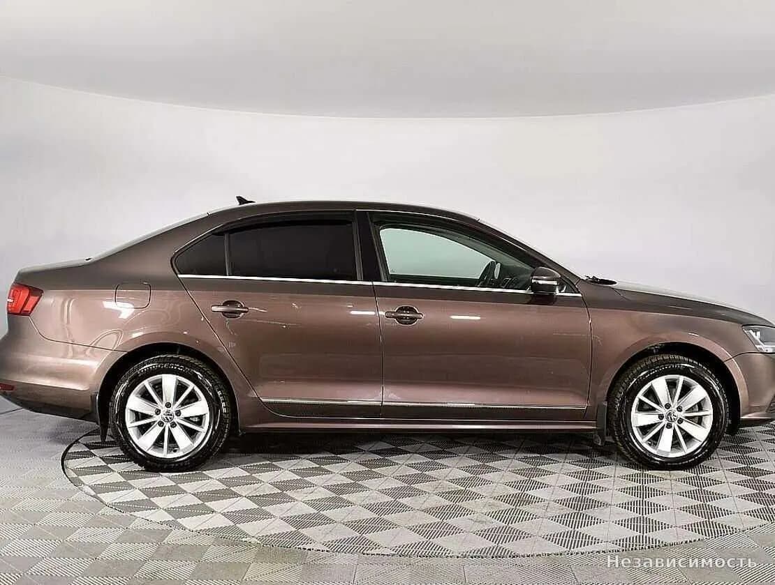 Volkswagen Jetta 2017 с пробегом — фото 4