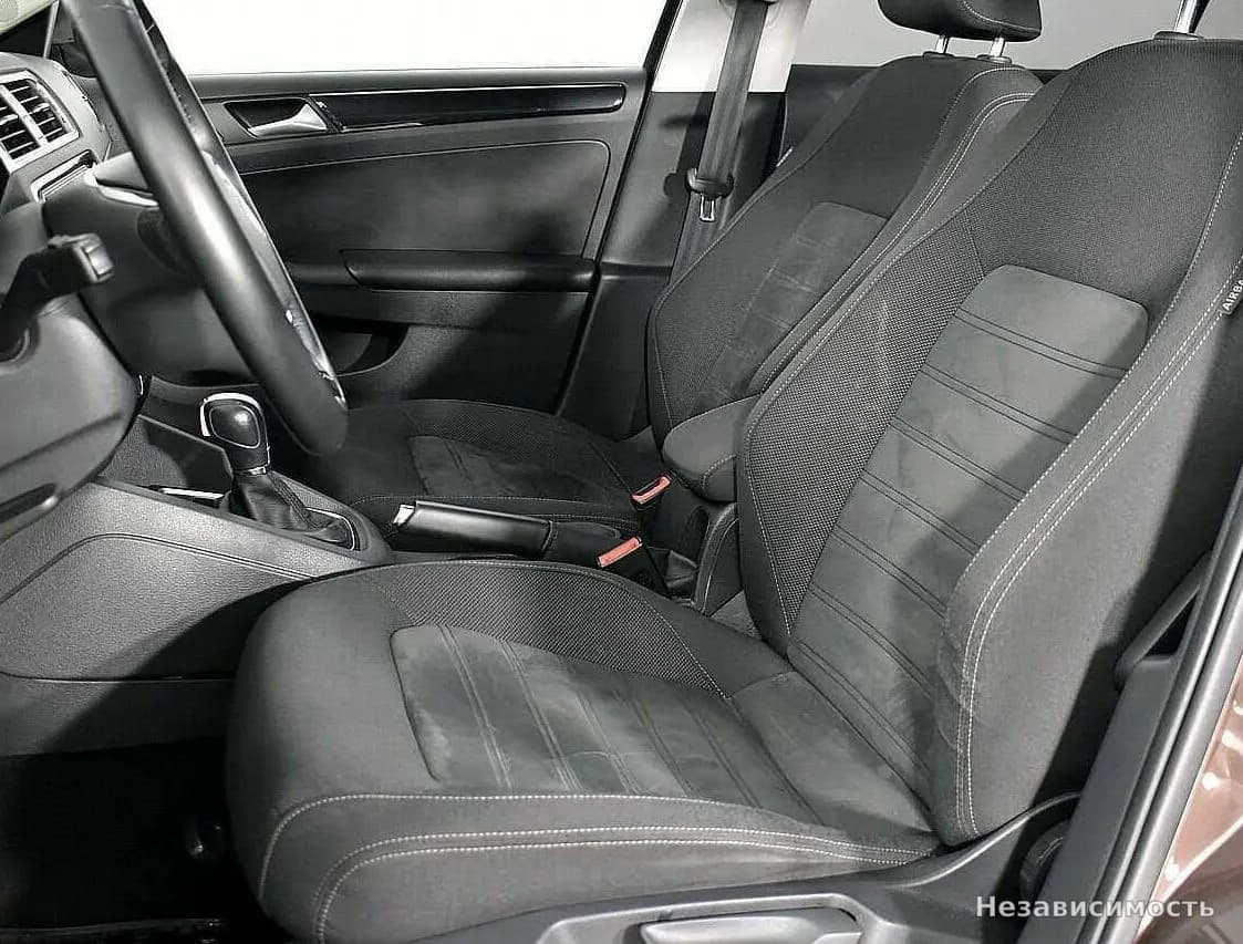 Volkswagen Jetta 2017 с пробегом — фото 7