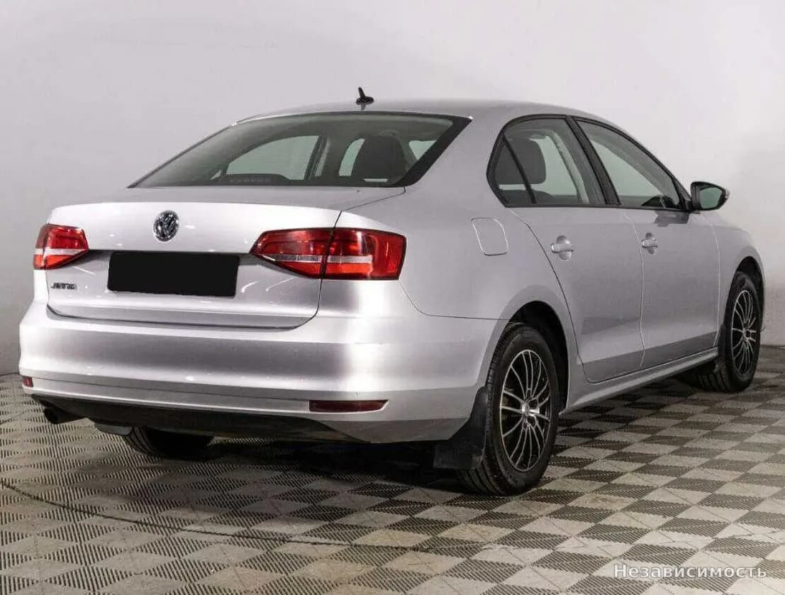 Volkswagen Jetta 2015 с пробегом — фото 5