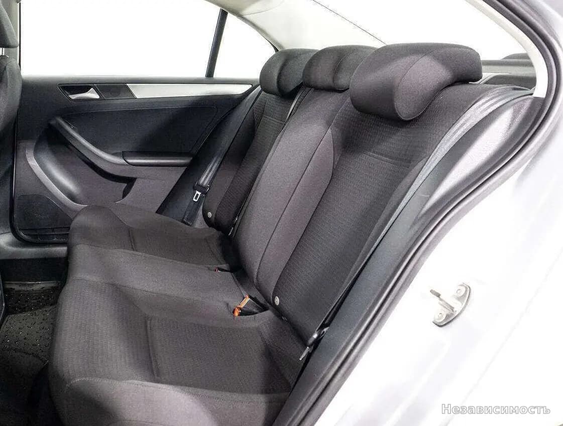 Volkswagen Jetta 2015 с пробегом — фото 10