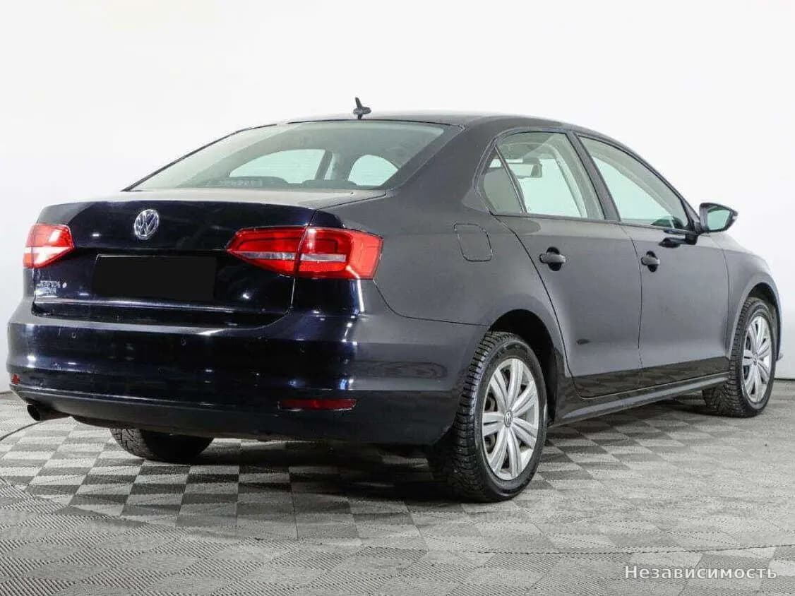 Volkswagen Jetta 2015 с пробегом — фото 5