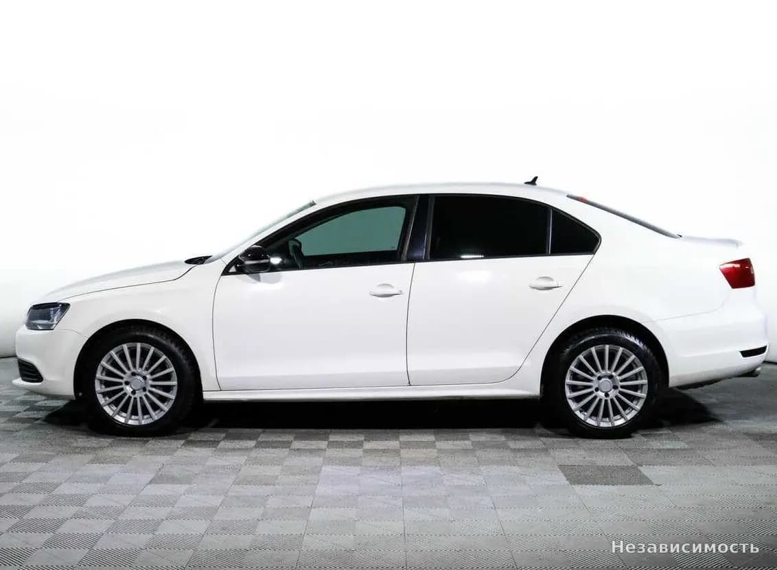 Volkswagen Jetta 2013 с пробегом — фото 5