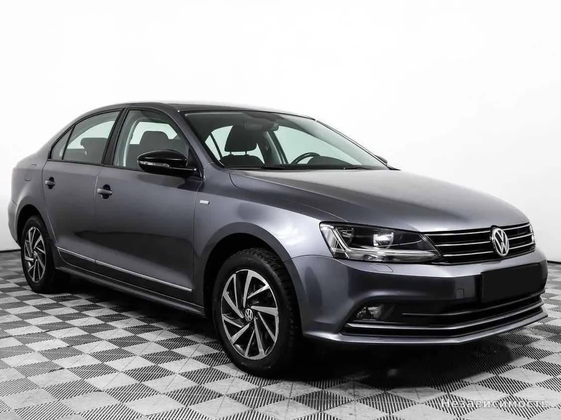 Volkswagen Jetta 2017 с пробегом — фото 3