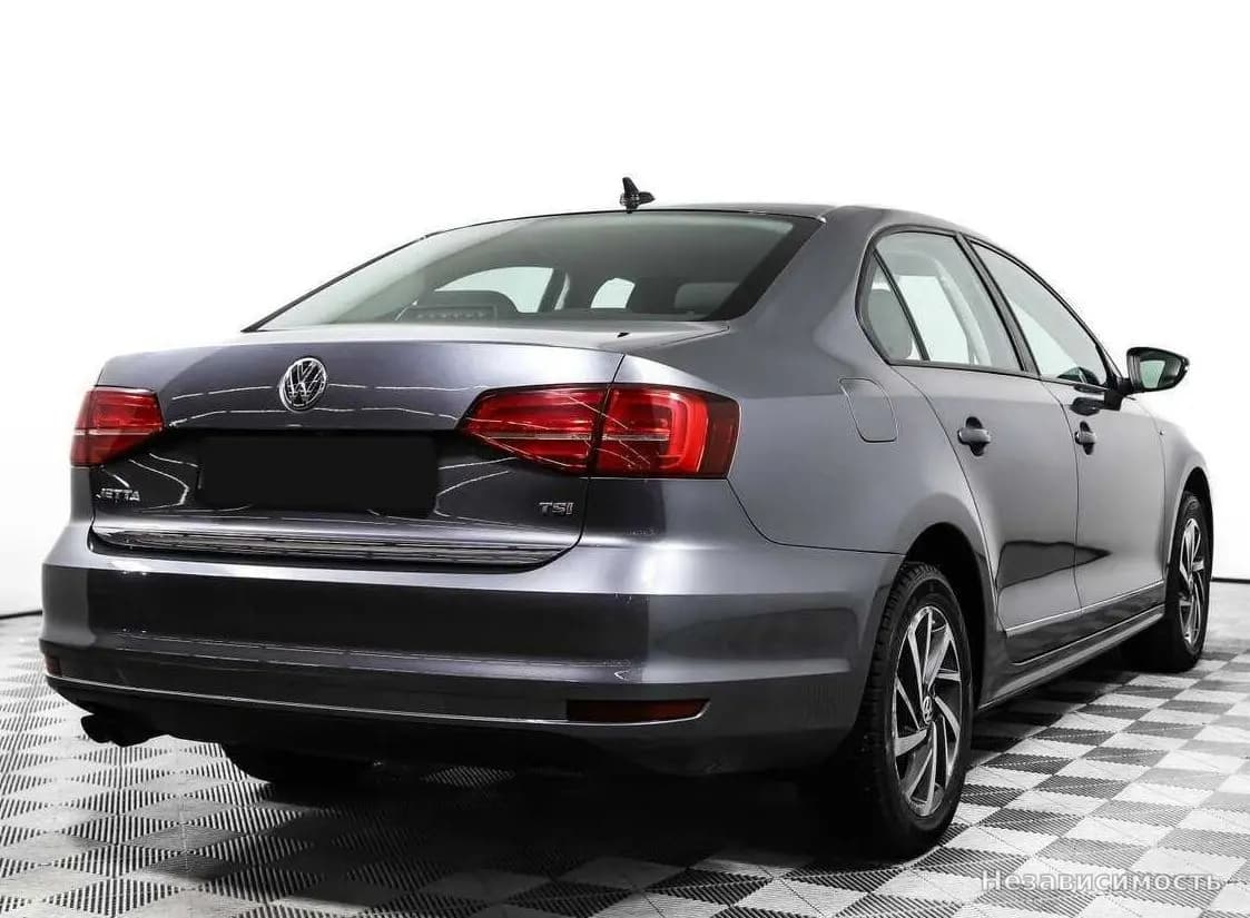Volkswagen Jetta 2017 с пробегом — фото 5