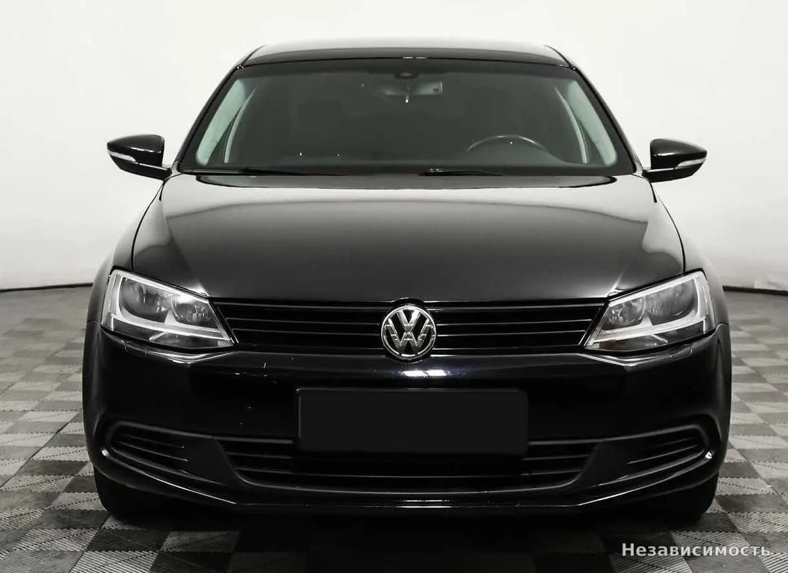 Volkswagen Jetta 2013 с пробегом — фото 2