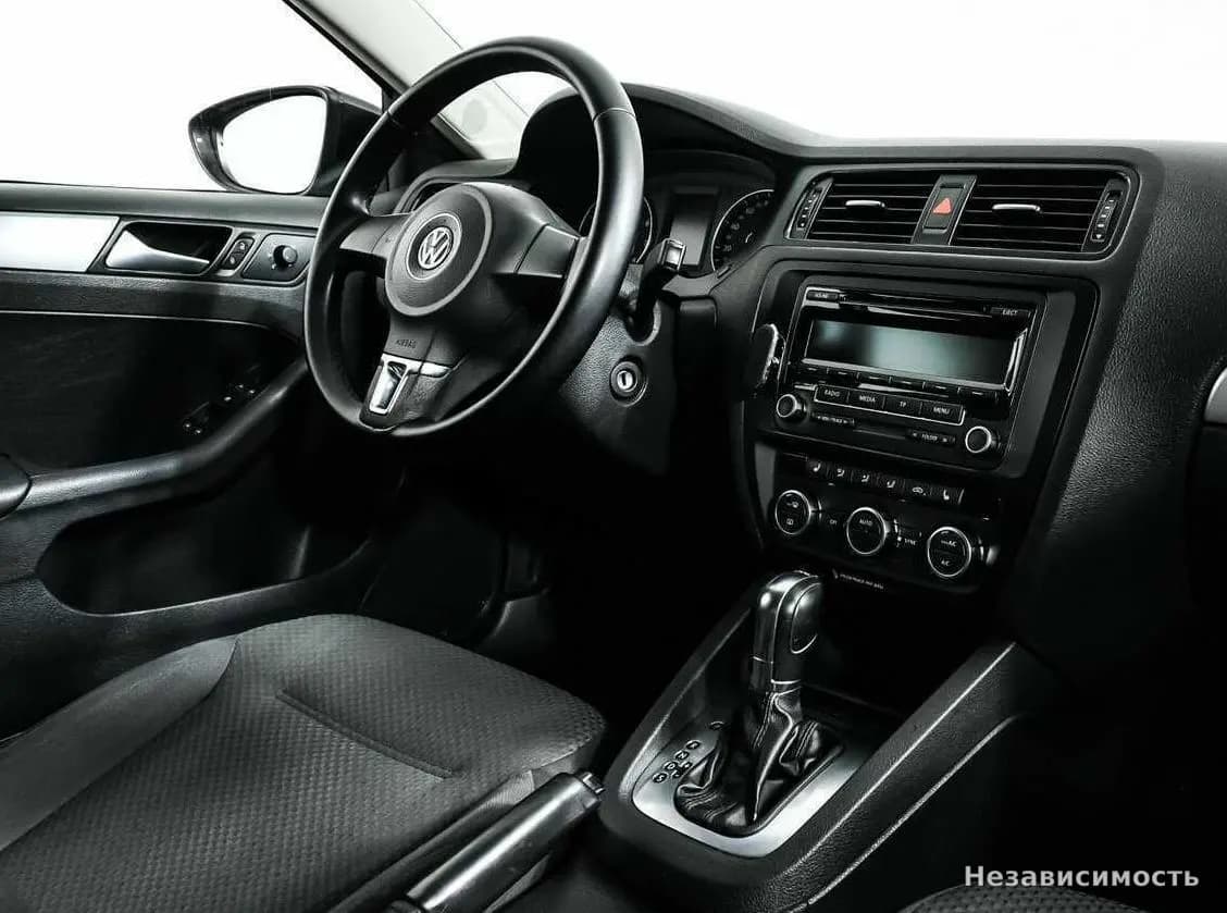 Volkswagen Jetta 2013 с пробегом — фото 9