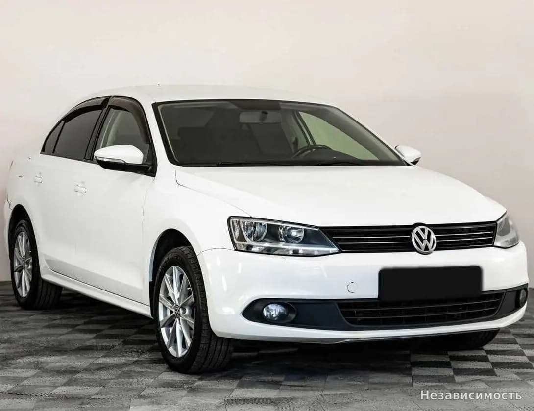 Volkswagen Jetta 2012 с пробегом — фото 3