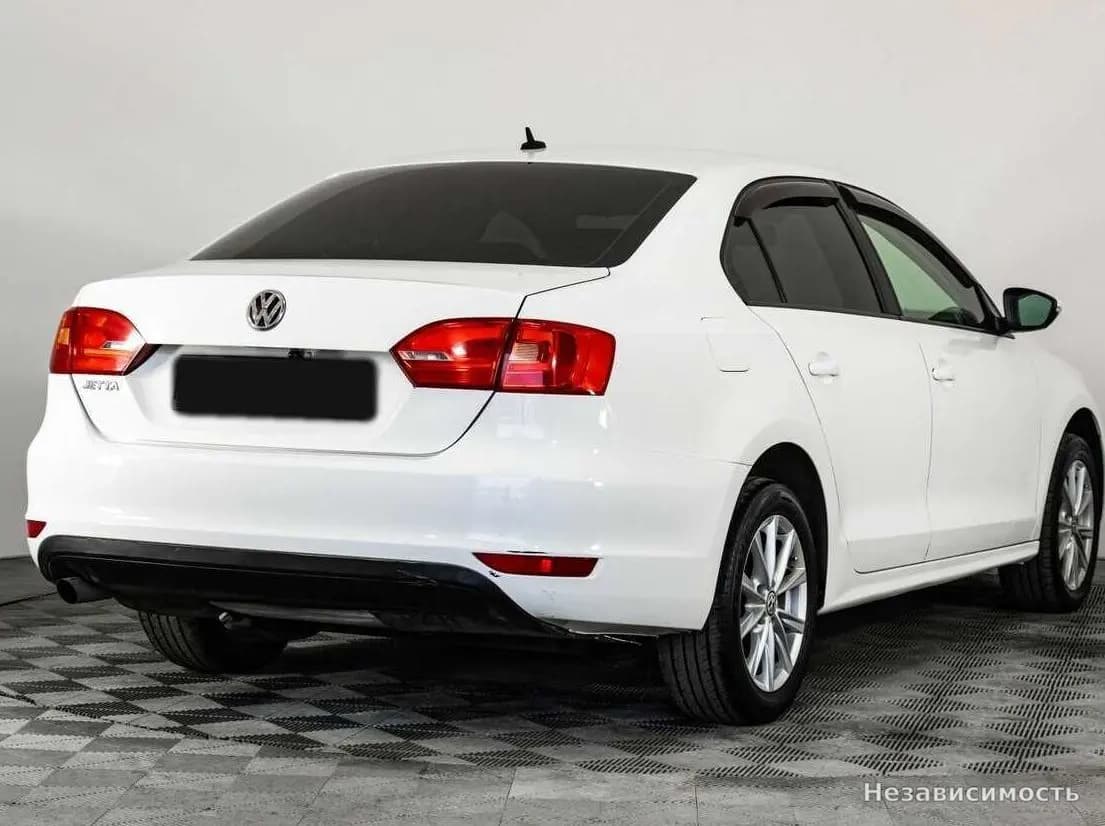 Volkswagen Jetta 2012 с пробегом — фото 4