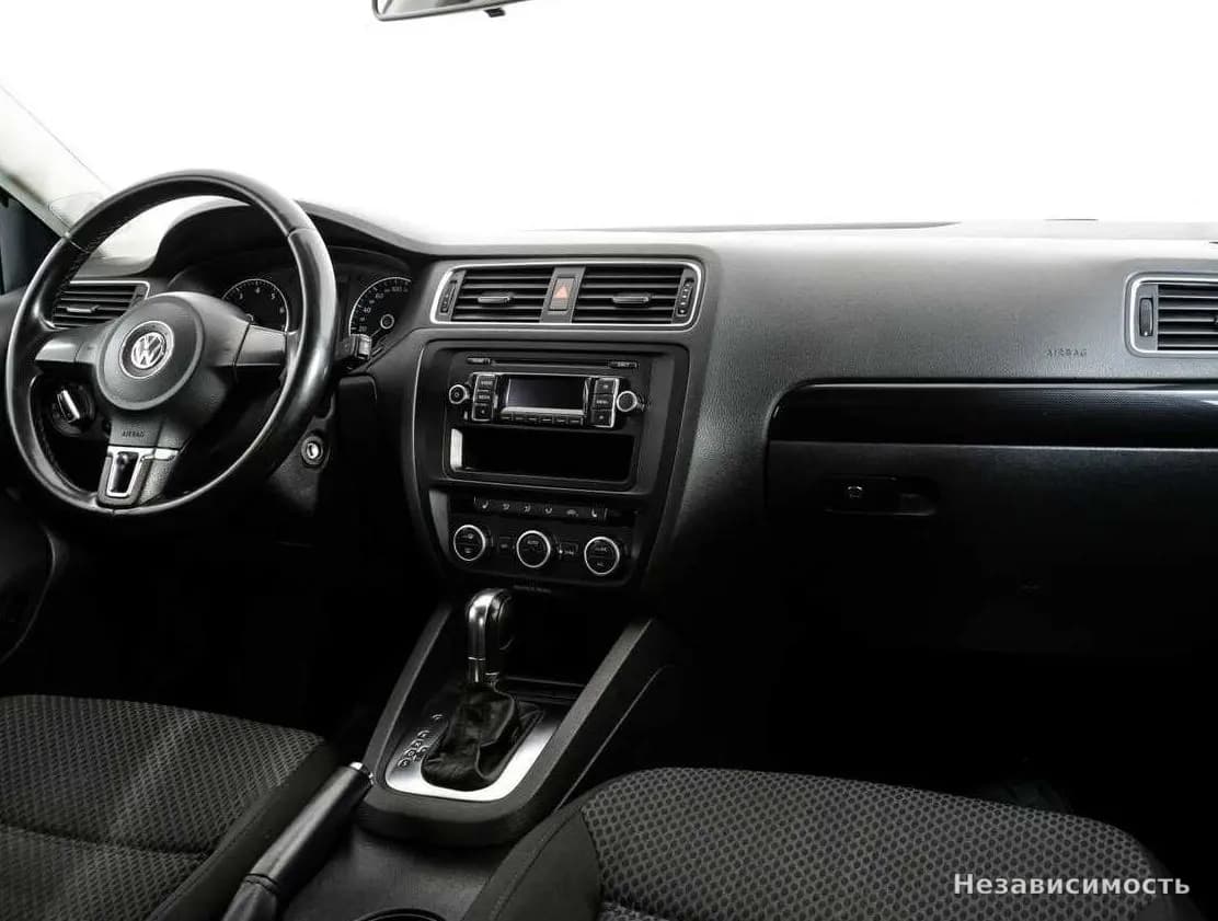 Volkswagen Jetta 2012 с пробегом — фото 7