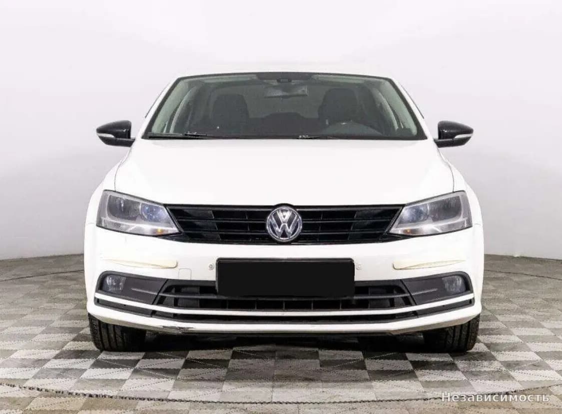 Volkswagen Jetta 2015 с пробегом — фото 2
