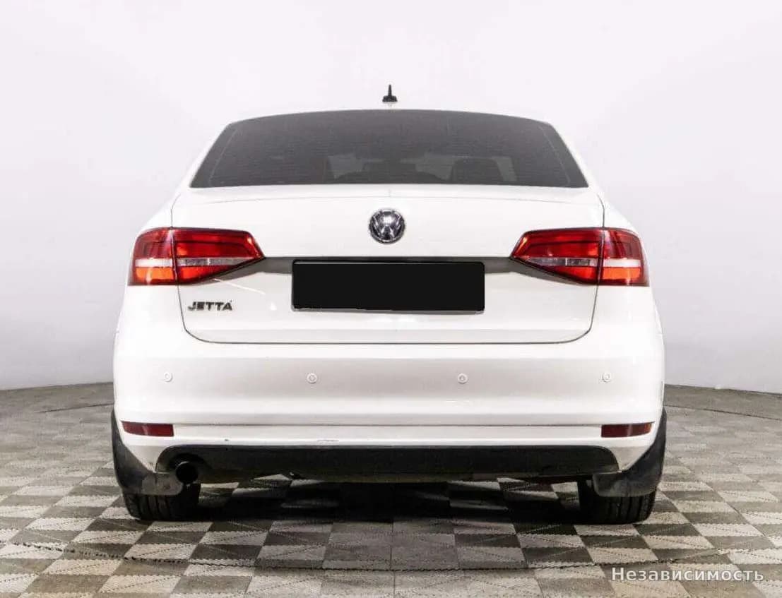 Volkswagen Jetta 2015 с пробегом — фото 6