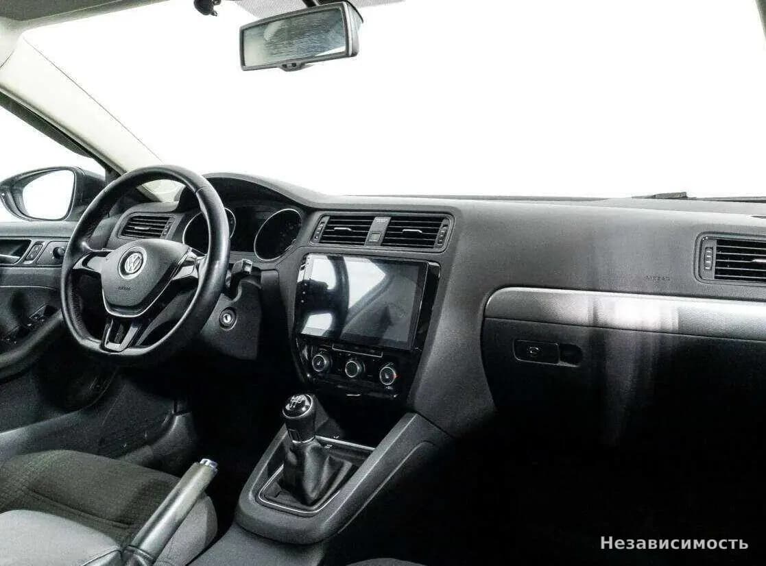 Volkswagen Jetta 2015 с пробегом — фото 9
