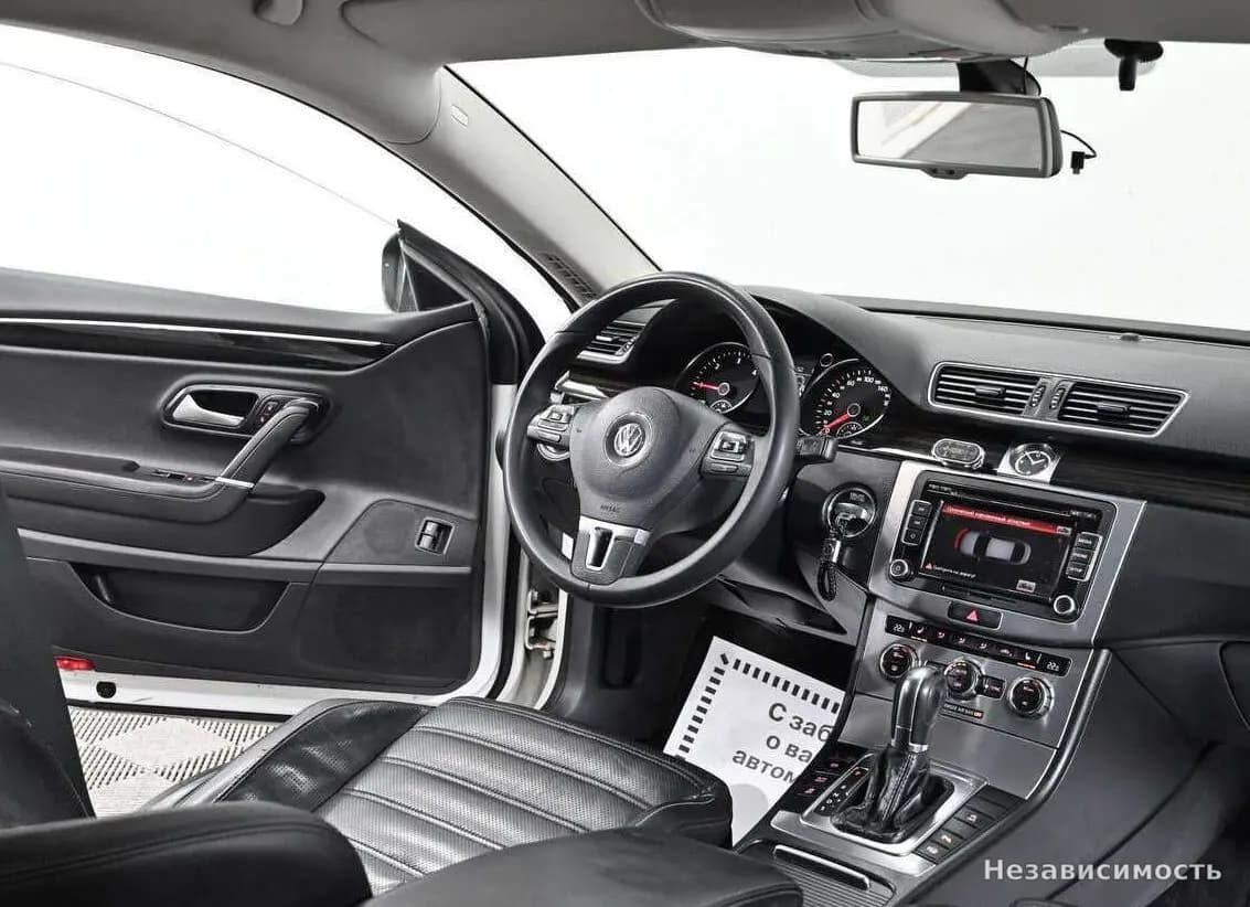 Volkswagen Passat CC 2012 с пробегом — фото 9
