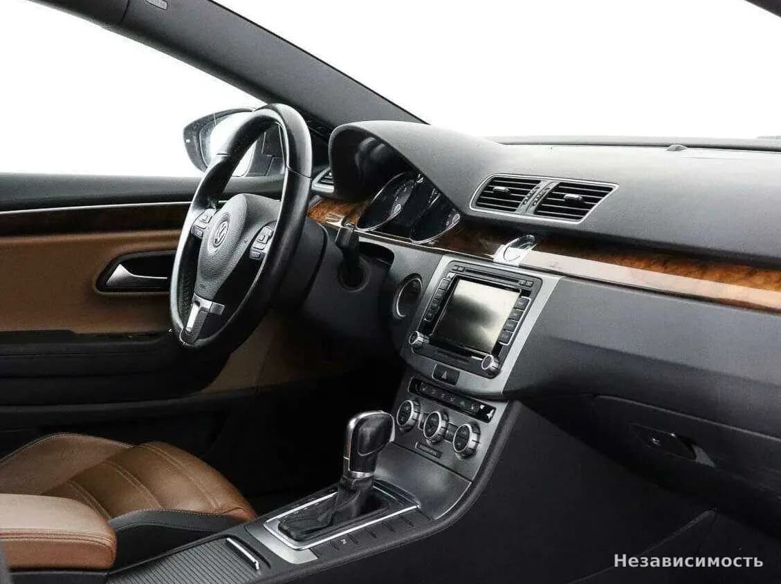 Volkswagen Passat CC 2012 с пробегом — фото 7
