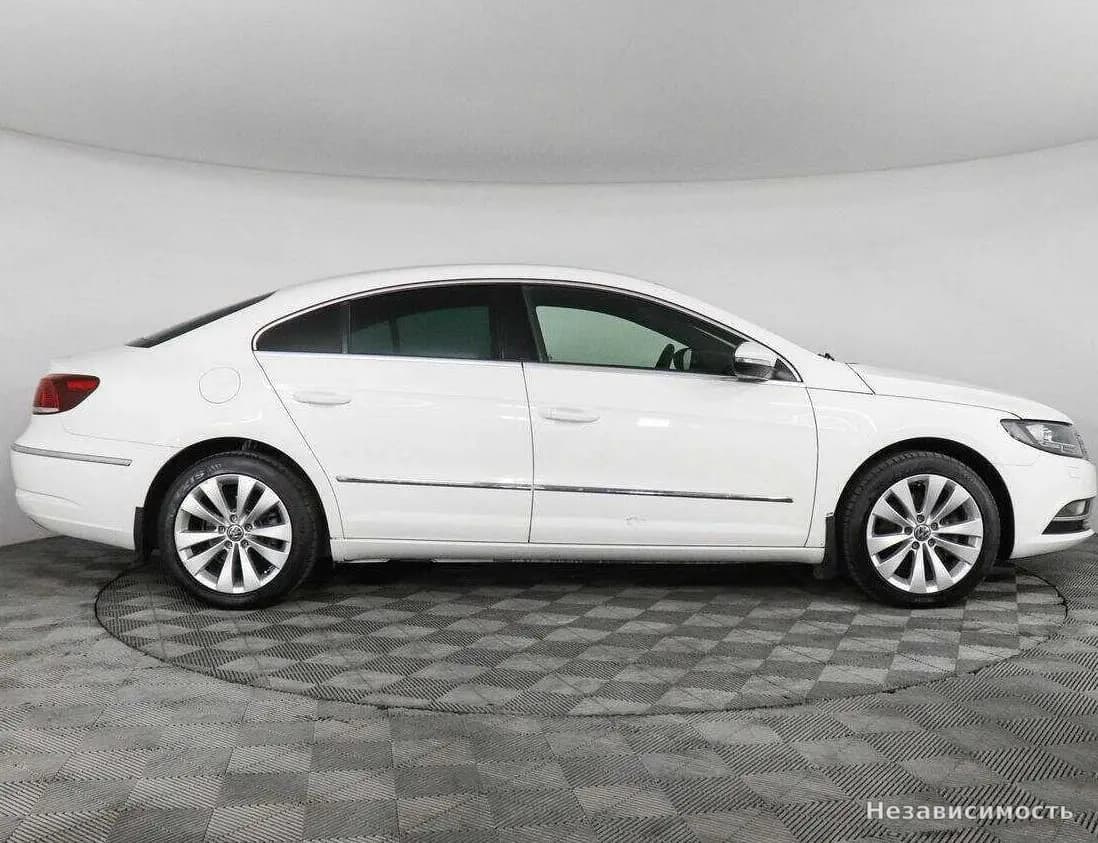 Volkswagen Passat CC 2013 с пробегом — фото 4