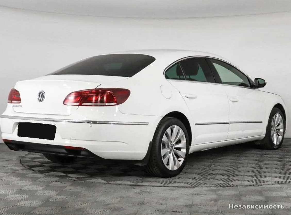 Volkswagen Passat CC 2013 с пробегом — фото 5