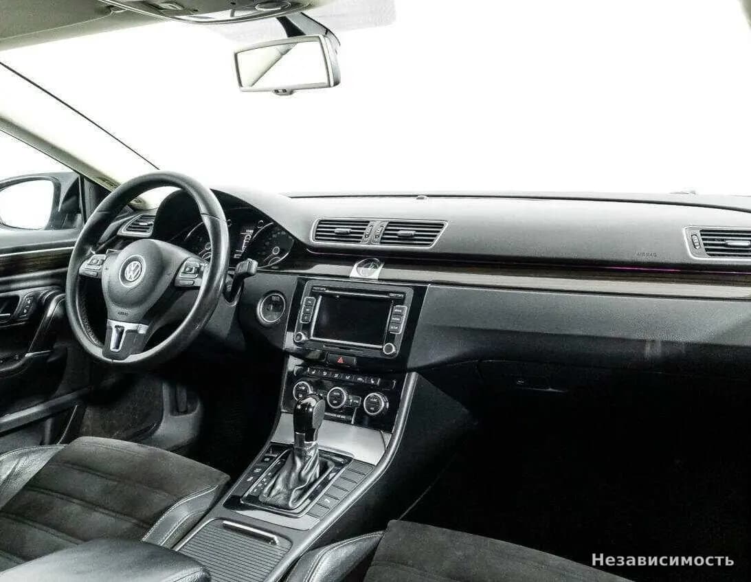 Volkswagen Passat CC 2013 с пробегом — фото 9
