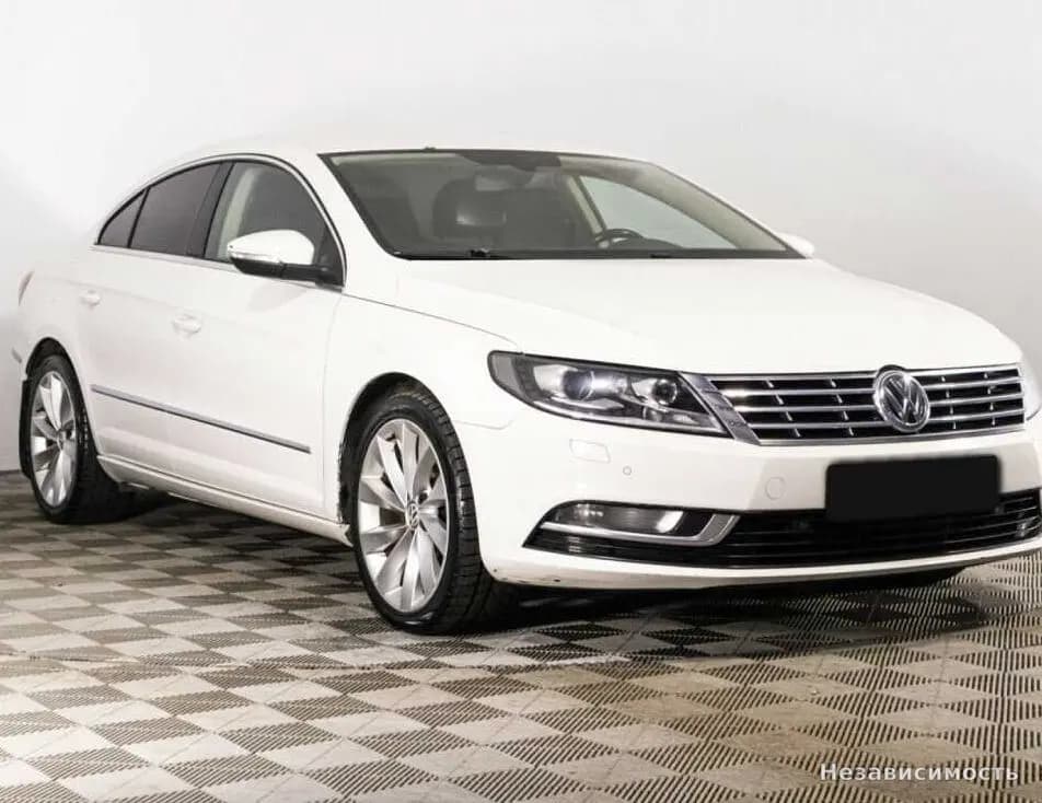 Volkswagen Passat CC 2014 с пробегом — фото 3