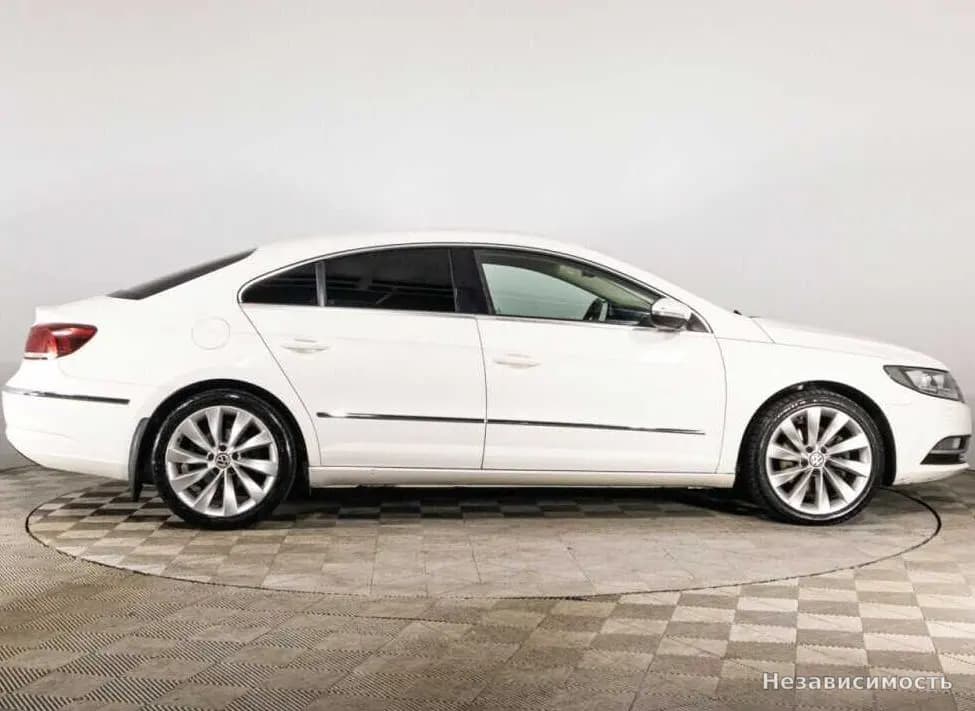 Volkswagen Passat CC 2014 с пробегом — фото 4