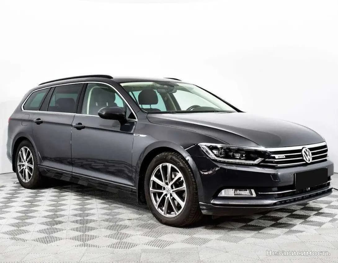 Volkswagen Passat 2018 с пробегом — фото 3