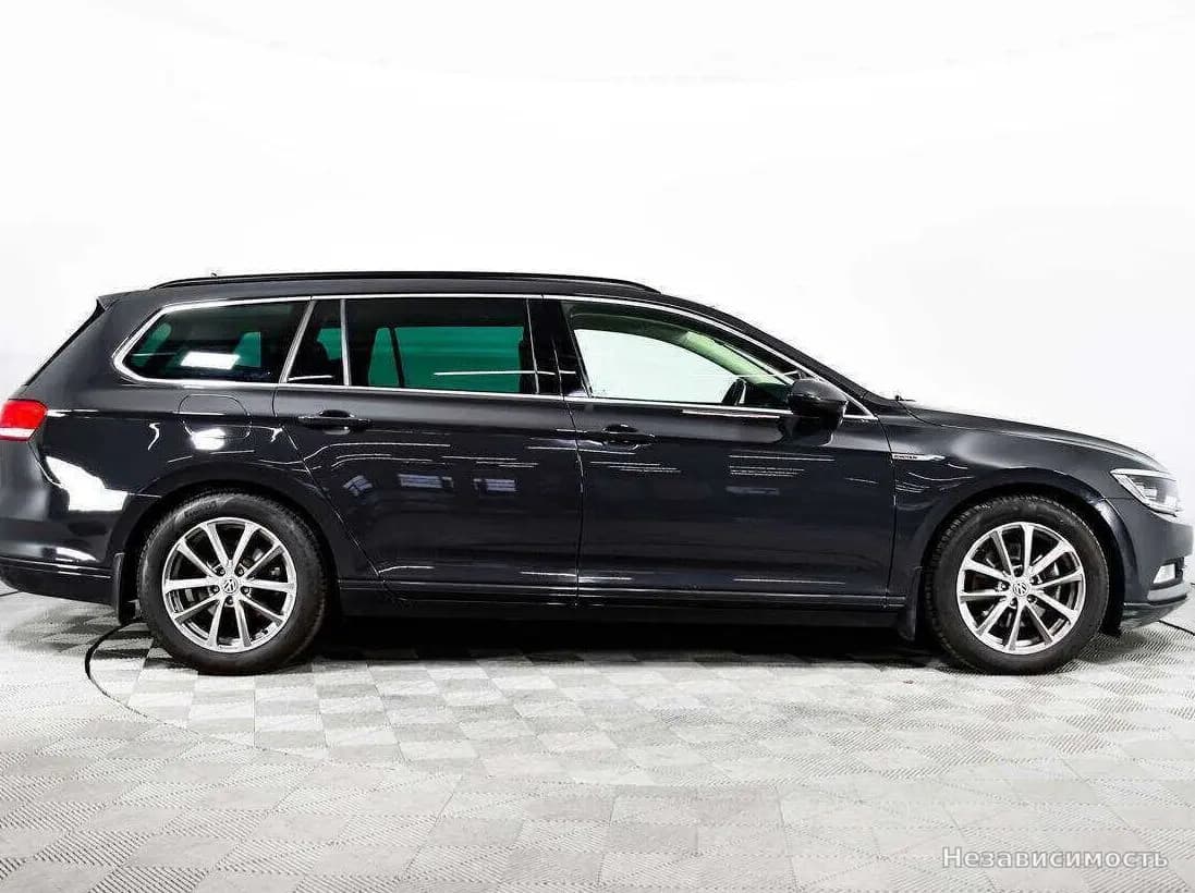 Volkswagen Passat 2018 с пробегом — фото 4