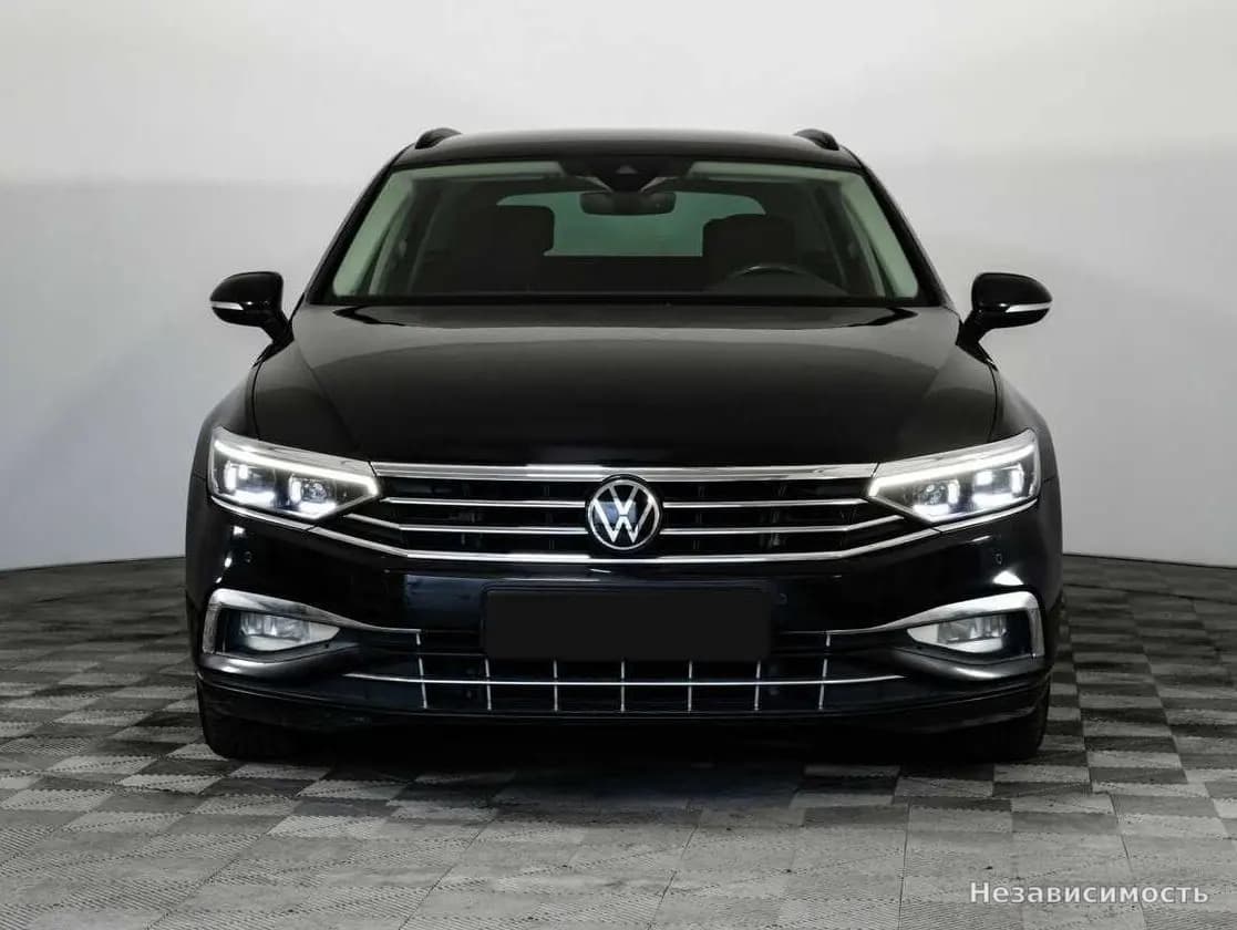 Volkswagen Passat 2020 с пробегом — фото 3
