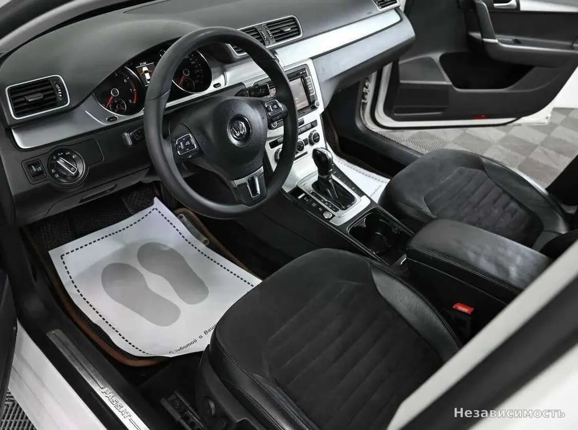 Volkswagen Passat 2013 с пробегом — фото 5