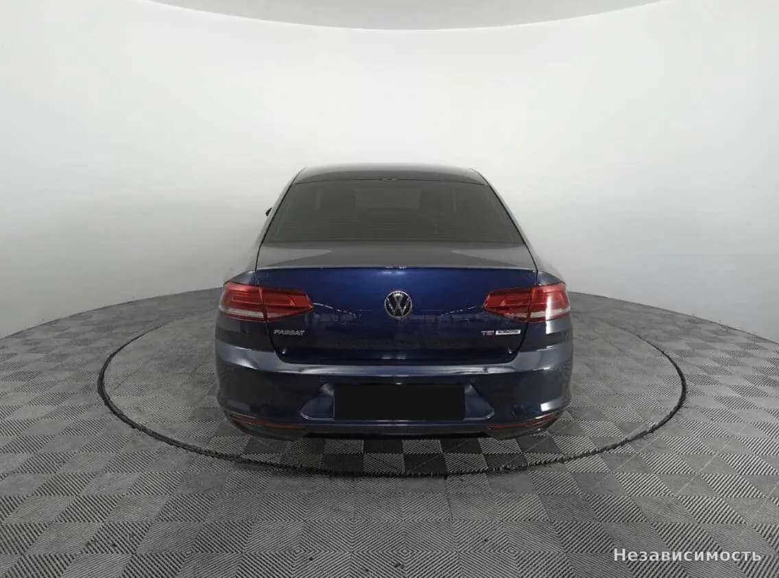 Volkswagen Passat 2016 с пробегом — фото 6