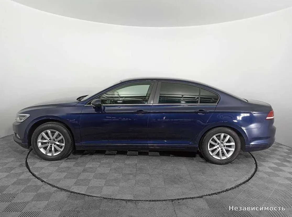 Volkswagen Passat 2016 с пробегом — фото 8