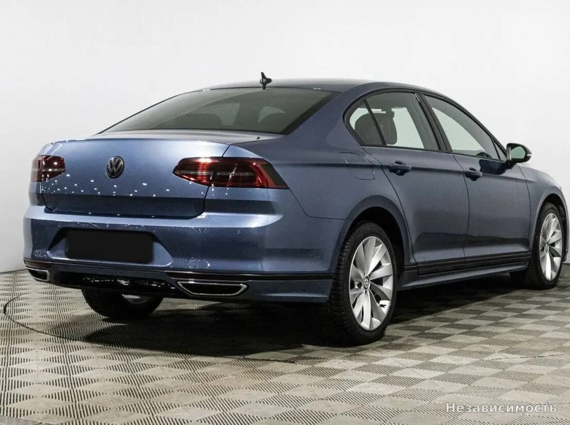 Volkswagen Passat 2017 с пробегом — фото 5