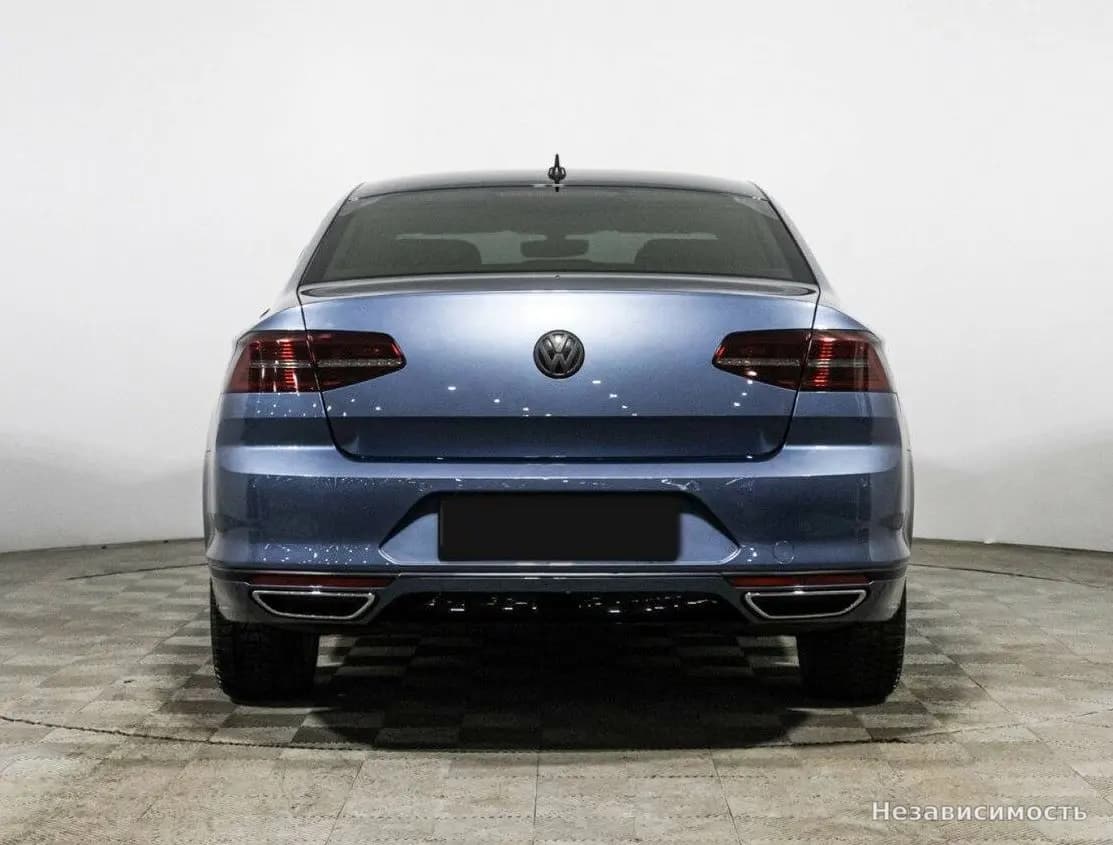 Volkswagen Passat 2017 с пробегом — фото 6