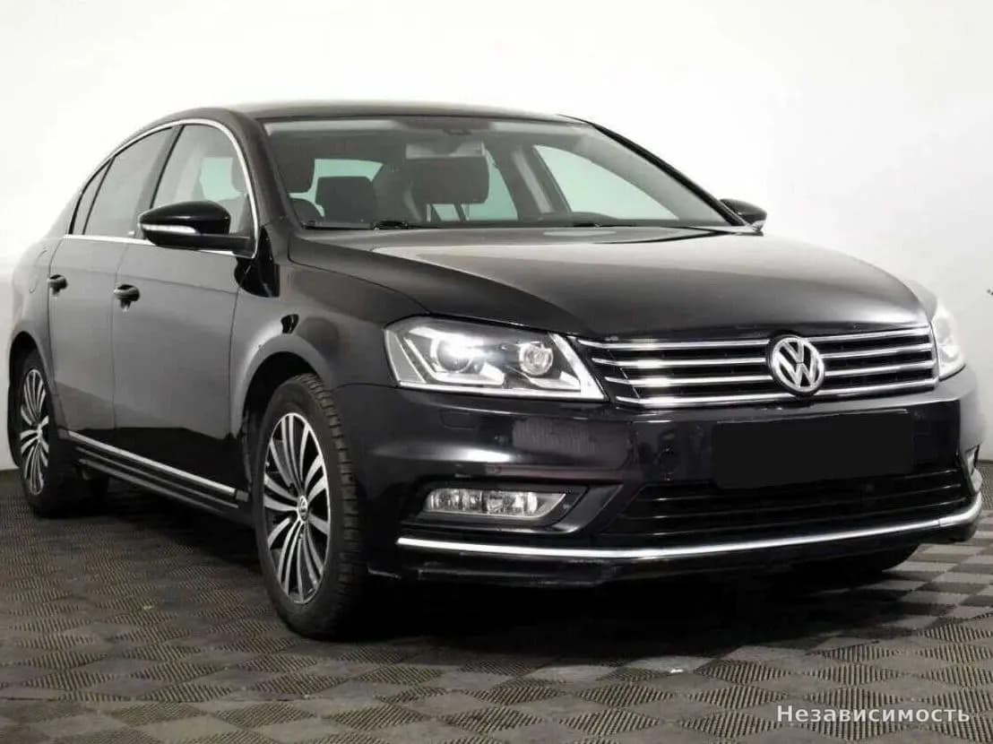 Volkswagen Passat 2014 с пробегом — фото 2