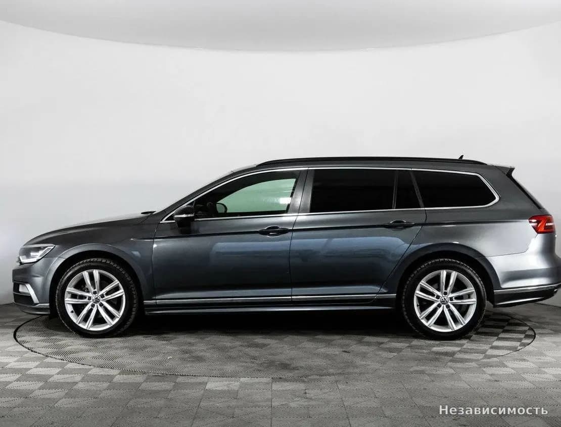Volkswagen Passat 2016 с пробегом — фото 8