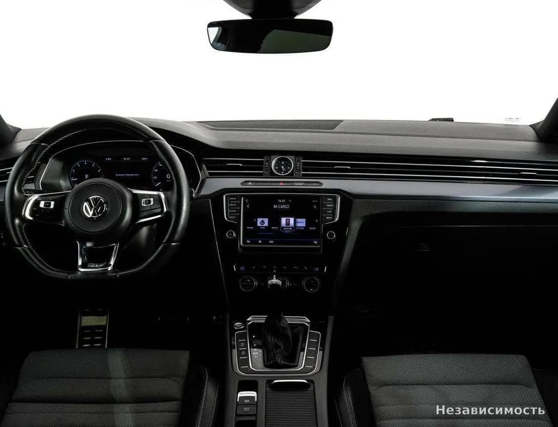 Volkswagen Passat 2016 с пробегом — фото 10