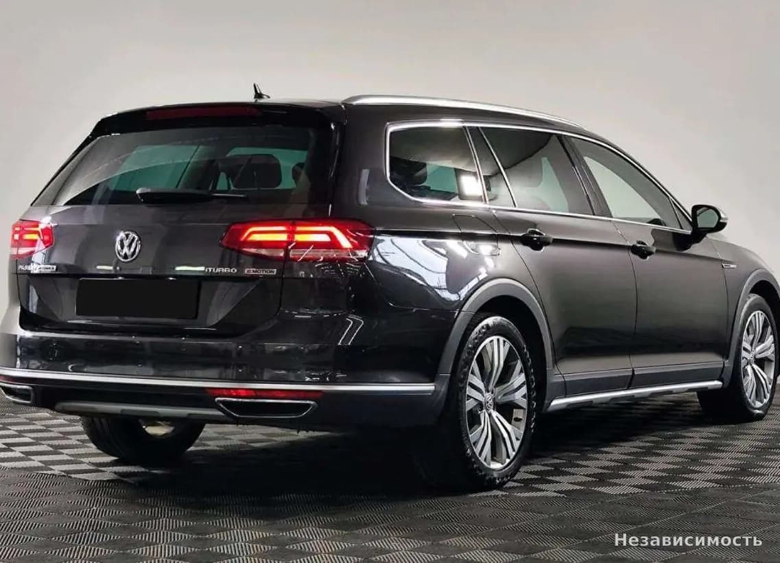 Volkswagen Passat 2019 с пробегом — фото 3