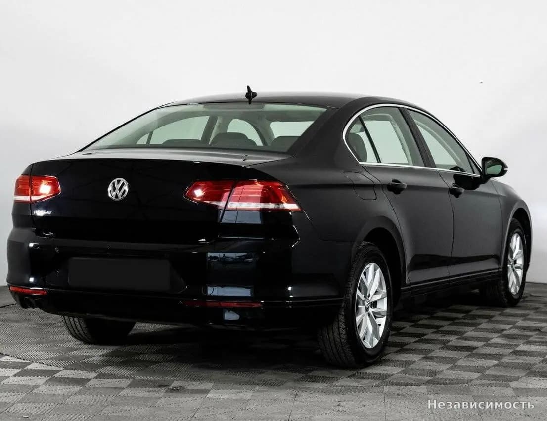 Volkswagen Passat 2018 с пробегом — фото 5