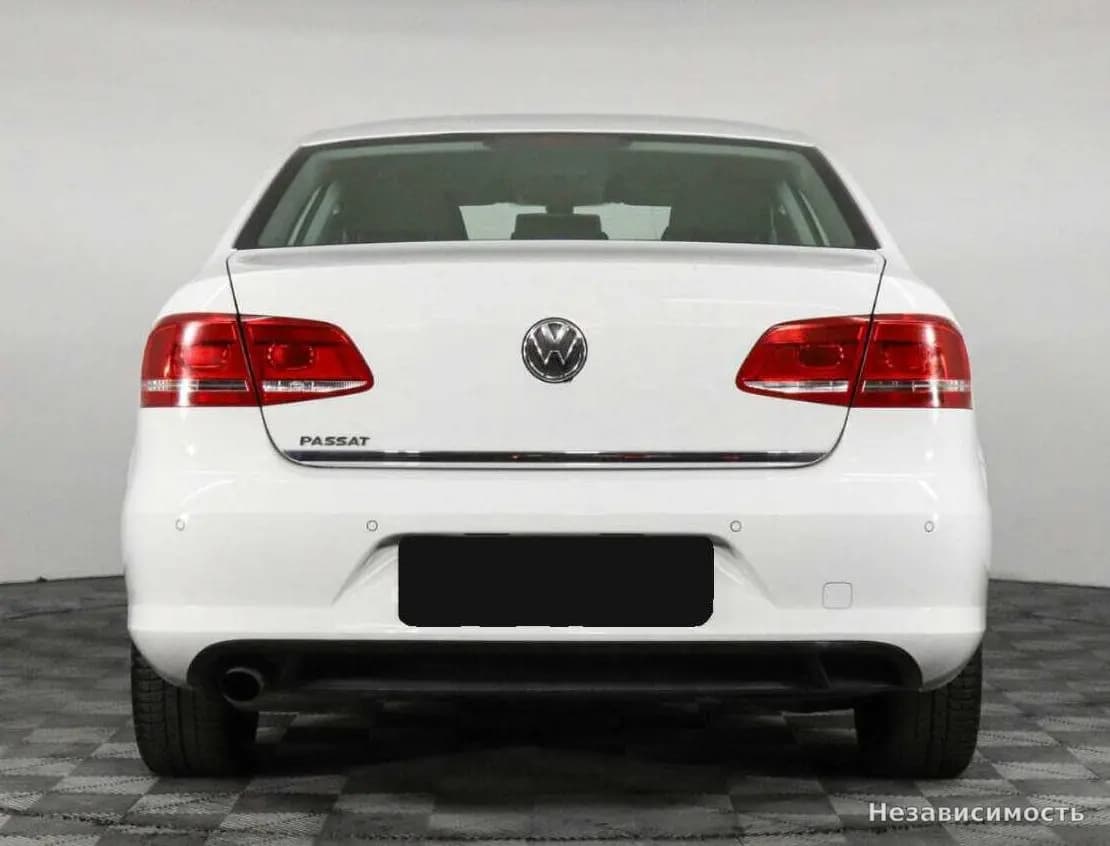 Volkswagen Passat 2014 с пробегом — фото 6