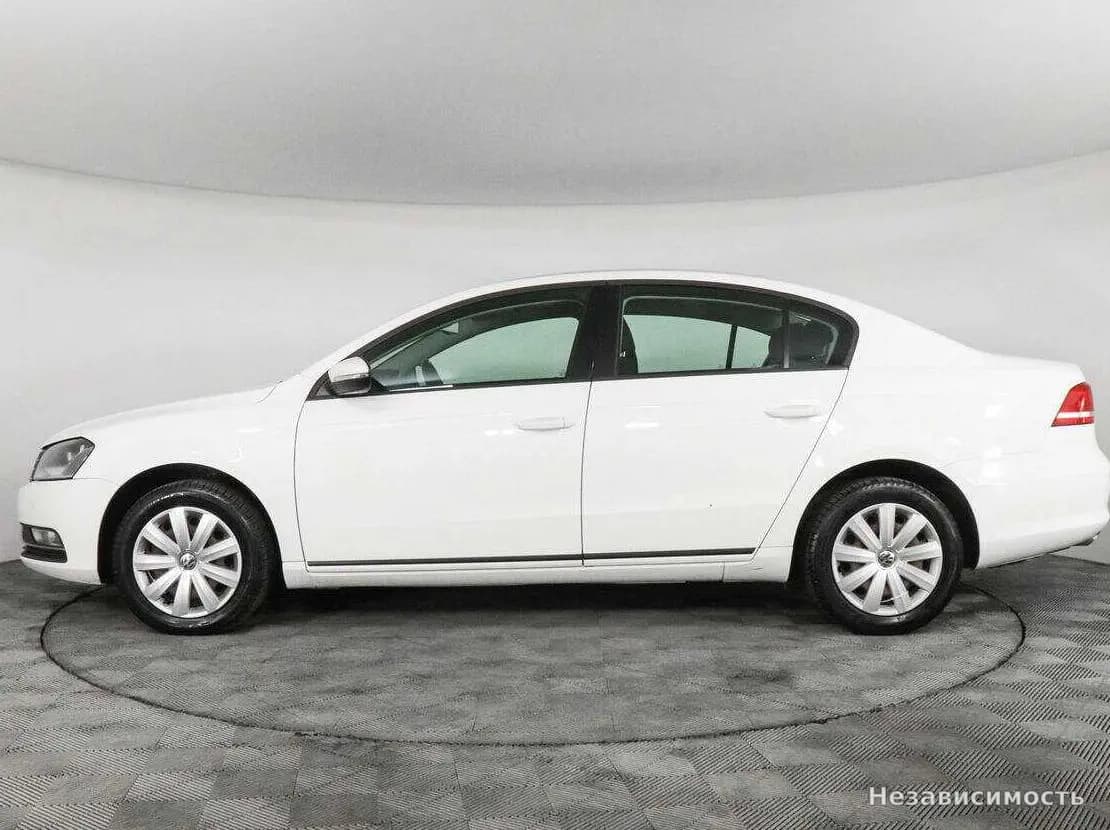Volkswagen Passat 2014 с пробегом — фото 8