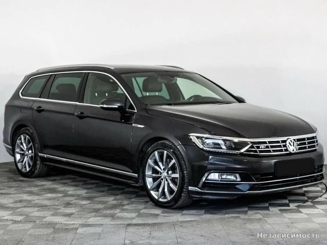 Volkswagen Passat 2018 с пробегом — фото 3