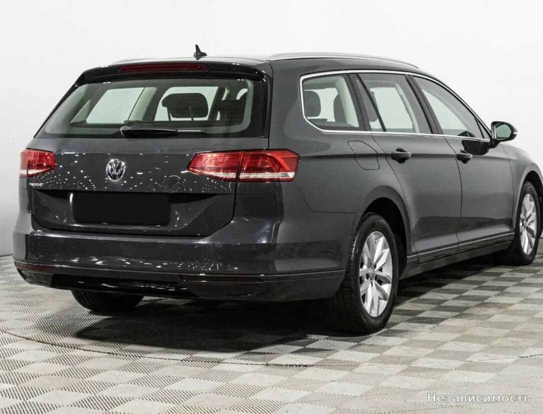 Volkswagen Passat 2019 с пробегом — фото 5