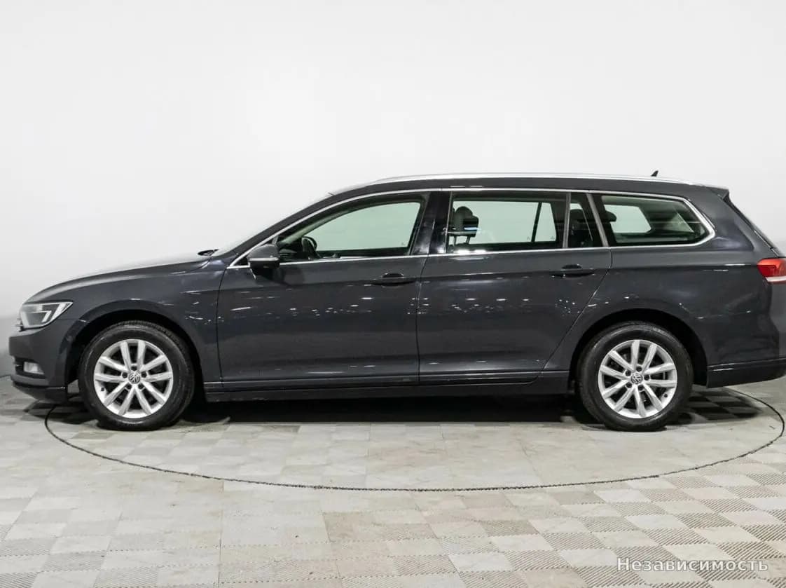 Volkswagen Passat 2019 с пробегом — фото 8