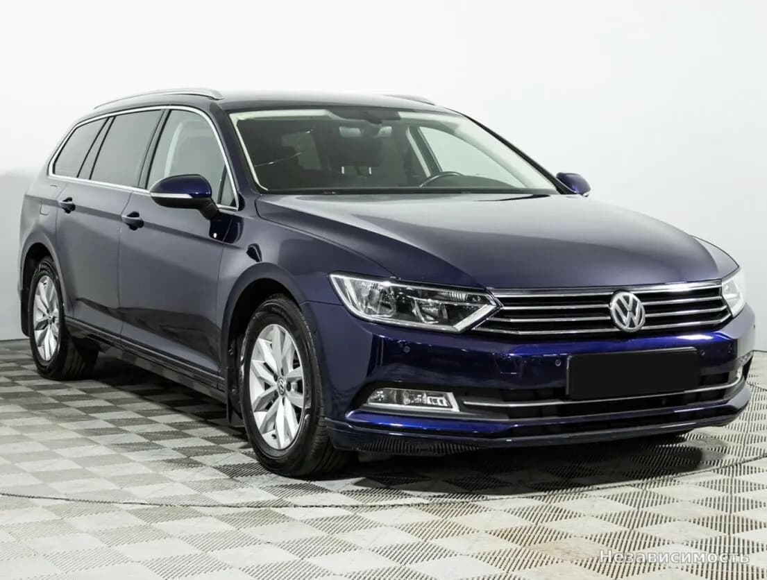 Volkswagen Passat 2017 с пробегом — фото 3