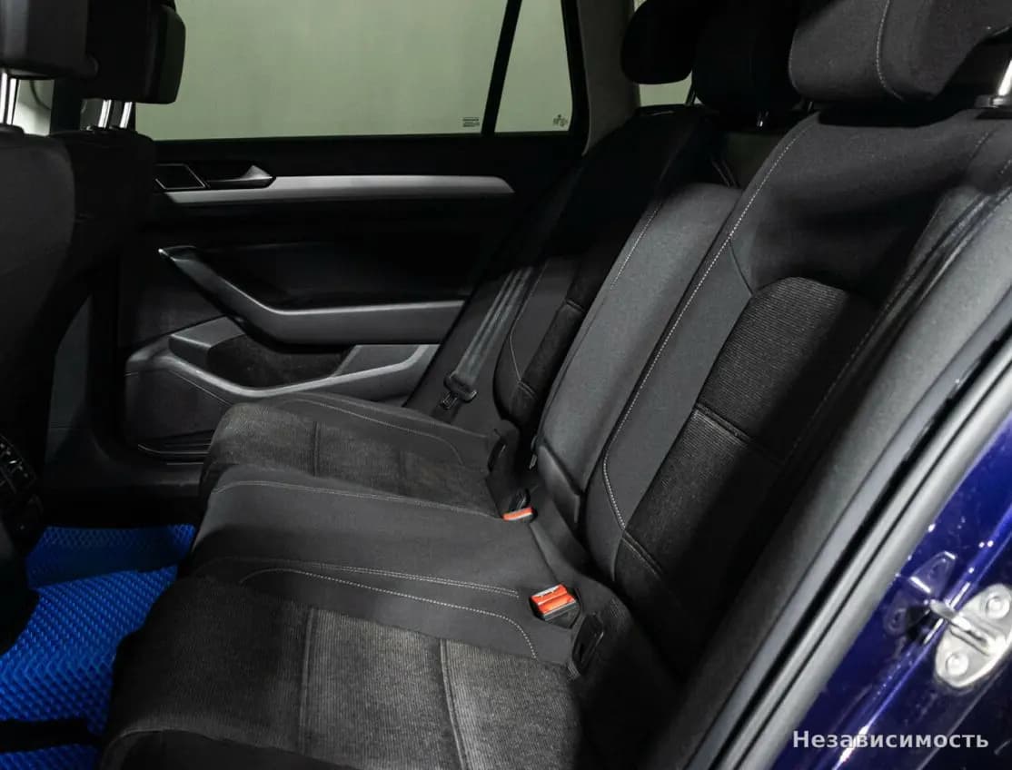 Volkswagen Passat 2017 с пробегом — фото 8