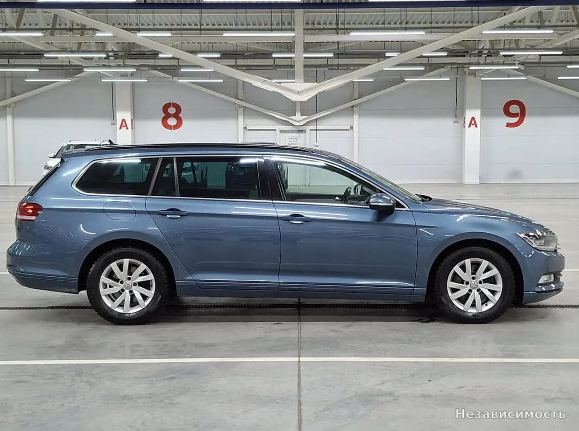Volkswagen Passat 2018 с пробегом — фото 4