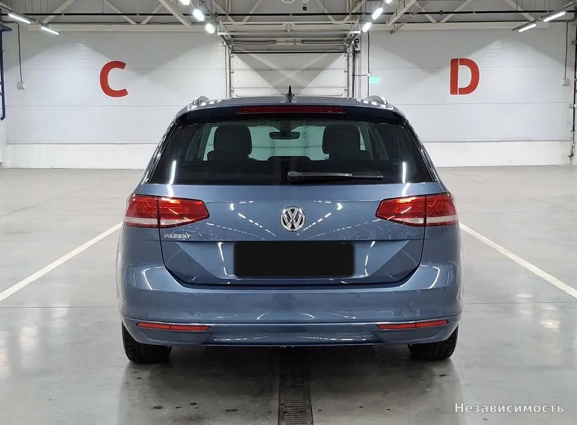 Volkswagen Passat 2018 с пробегом — фото 6