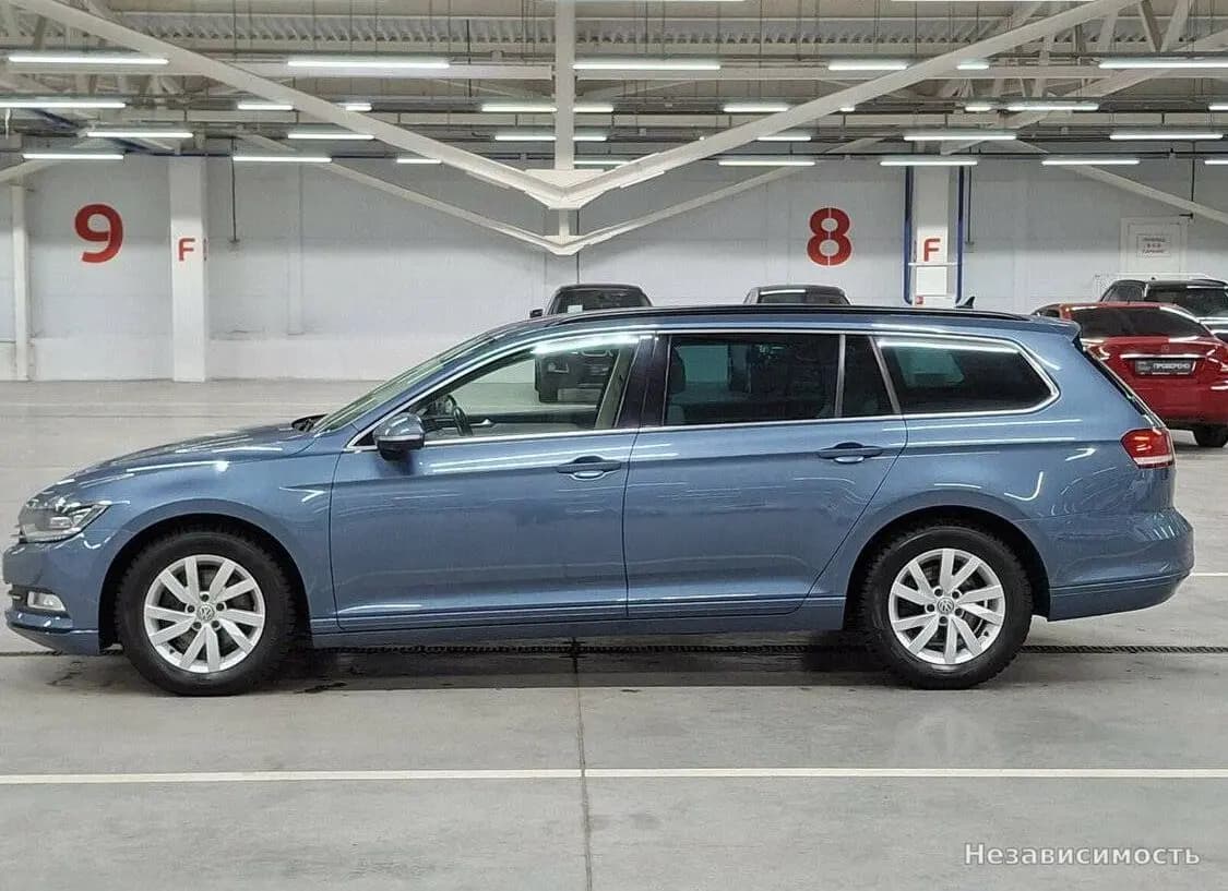 Volkswagen Passat 2018 с пробегом — фото 8
