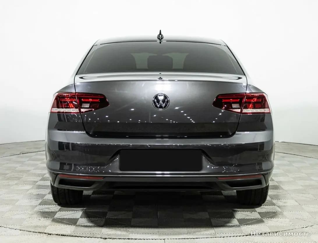 Volkswagen Passat 2021 с пробегом — фото 6
