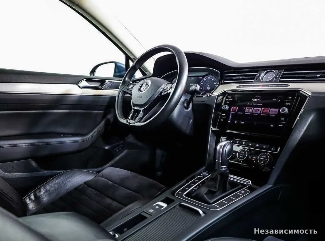 Volkswagen Passat 2017 с пробегом — фото 8