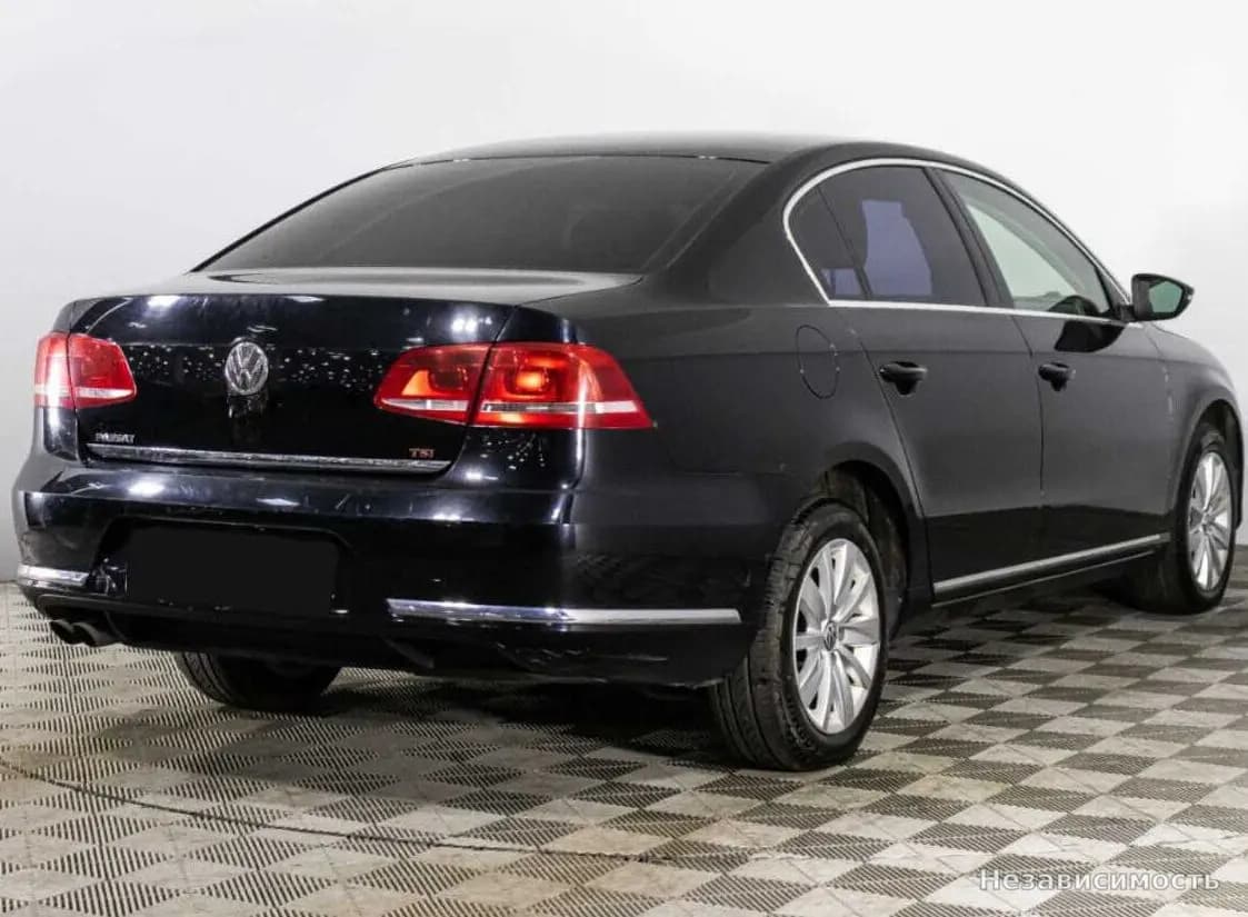 Volkswagen Passat 2013 с пробегом — фото 5