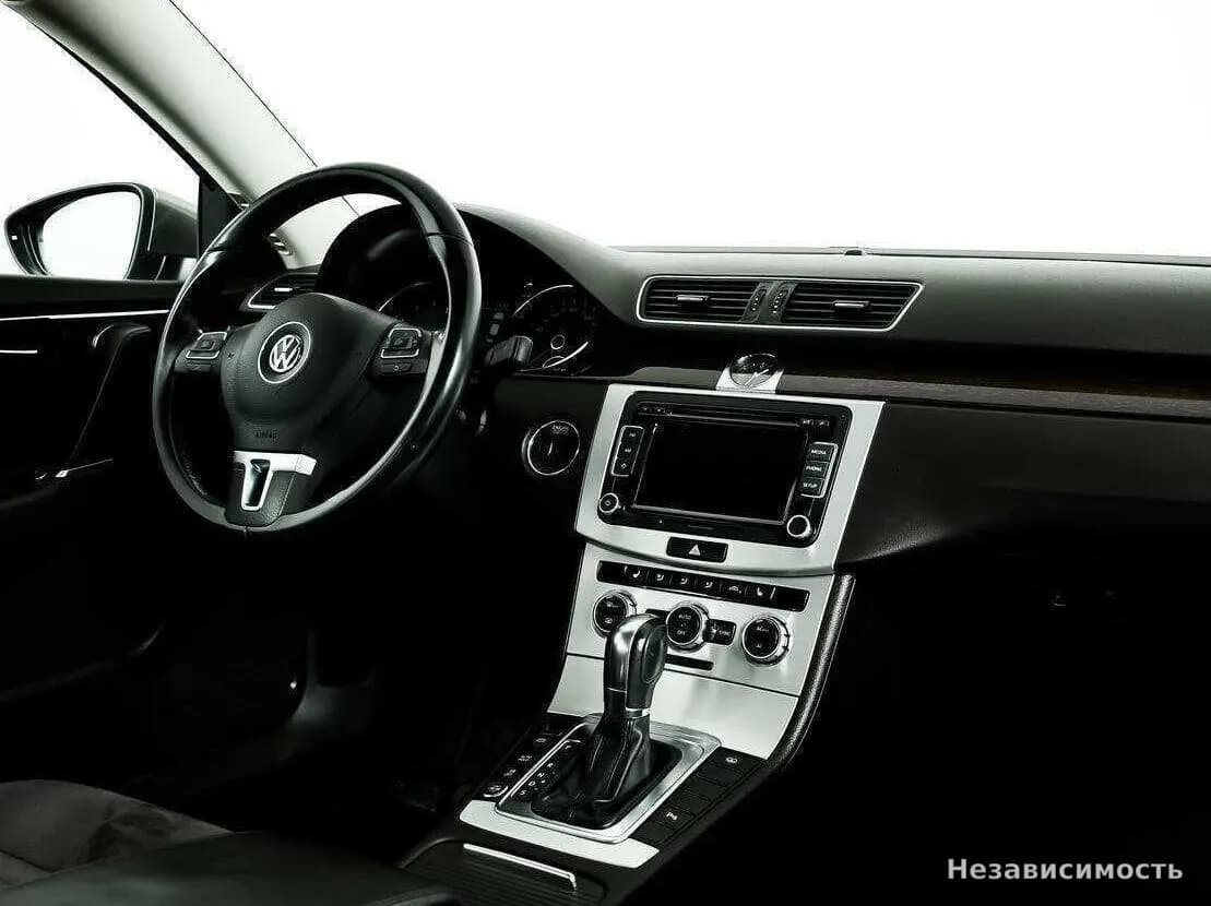 Volkswagen Passat 2012 с пробегом — фото 9